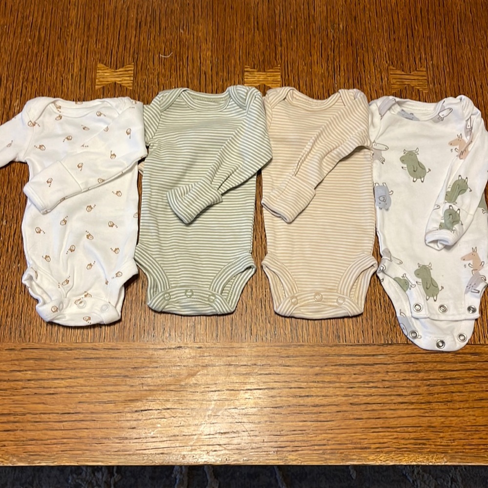 Set of 4 Carters preemie long sleeved onesies
